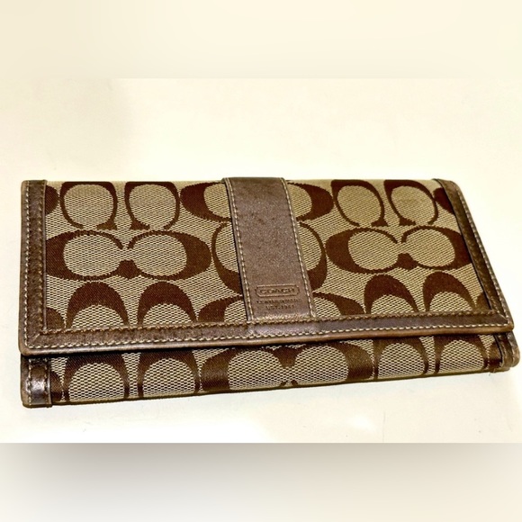 Coach Bucket Bag and Wallet BUNDLE! - Picture 2 of 15